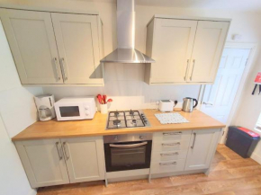 Bassett Flat with 2 Bedrooms and Superfast Wi-Fi